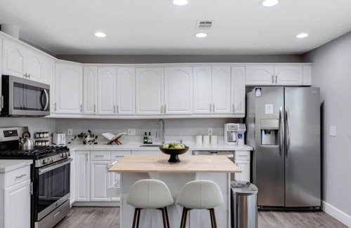 Grant Hill Villa | 5-Units/26 guests/Heated Pool Option/Spa