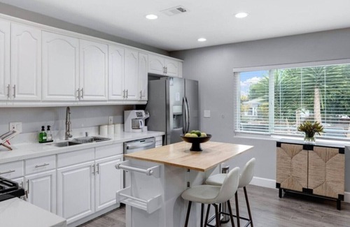 Grant Hill Villa | 5-Units/26 guests/Heated Pool Option/Spa