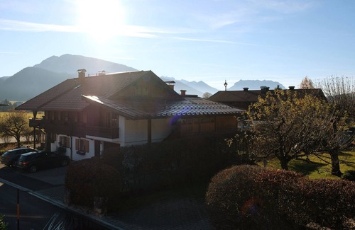 Entfelden Apartment | (5) Zwei-Raum-Ferienwohnung 38qm, Dusche/WC, Küche und Balkon