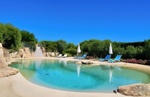 Pittulongu Villa | 50 meters from the sea with pool