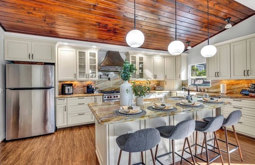 Beverly Heights House | 50% off Las Olas Retr: HeatPool Family-Perfect