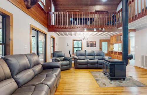 Jasper House | 50 South View Trail