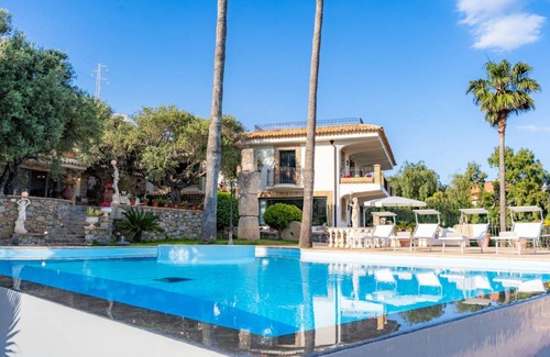Letojanni House | 500 m² House ∙ 5 bedrooms ∙ 12 guests