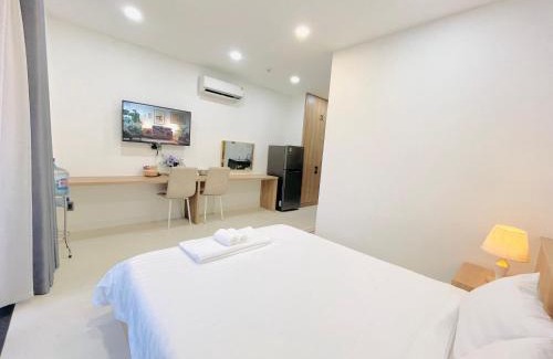 An Phu Apartment | 501 Modern Studio with Balcony & Kitchen