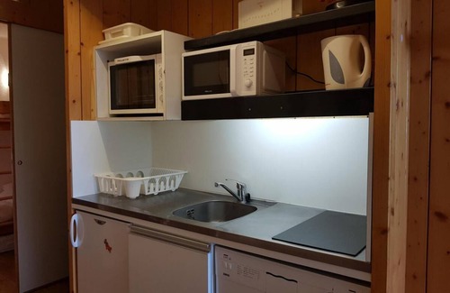 Arc-1600 Apartment | 50m from ski slopes, 3rd floor, view valley, balcony, tv, ski locker, 35m², Les Arcs