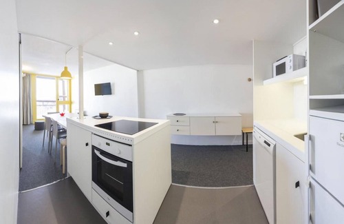 Arc-2000 Apartment | 50m from ski slopes, 7th floor, balcony, tv, 56m², Les Arcs