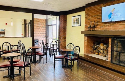 Maysville Hotel | 51 m² Hotel ∙ 127 guests
