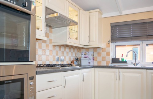 Mullacott Cabin | 51 Meadow View Lodge - 2 Bed-Sleeps 4-TJS51MV