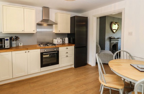 Denshaw Cottage | 52 DELPH ROAD, pet friendly, with a garden in Delph