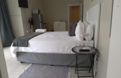 Berea House | 53 Tindale Road Self-Catering Accommodation