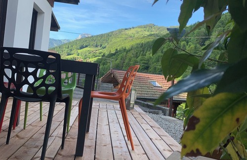 Les Clefs House | 55m2 apartment at the foot of La Tournette with terrace, 5 minutes from Thônes