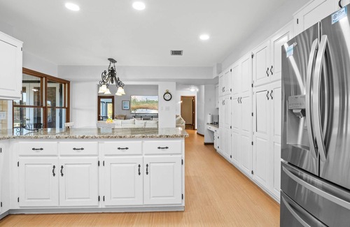 Oviedo House | 5700+ sqt home & a barn to celebrate your special milestones on 20-acre Orlando