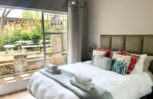 Greater Johannesburg Metropolitan Area Bed & Breakfast | 59 On True North Guest Rooms
