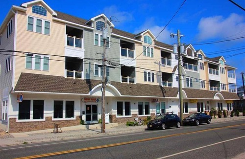 Sea Isle City Condo | 5904 Landis Avenue Unit 206