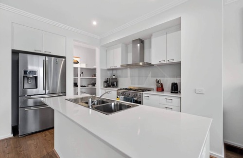 Nangkita House | 5B Blanche Parade, Hindmarsh Island
