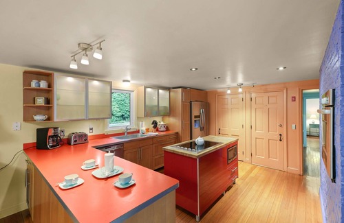 Falmouth House | 5BD Tranquil Falmouth Breeze Escape w/Pool
