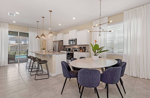 Davenport Resort | 5BD Windsor Island Near Disney (WI 1201)