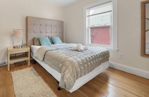 Allston Apartment | 5BR 2BH Bright & Spacious Apt in Brighton