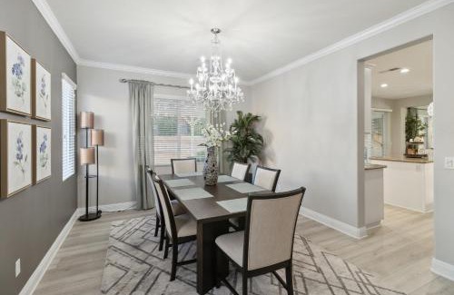 Victorville House | 5BR 3BA Home - King Beds - Fast Wifi home