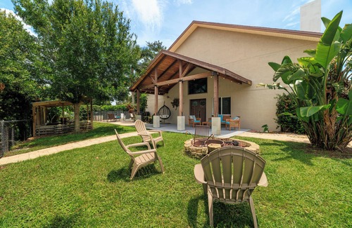 Seminole House | 5BR/3BA w/pool! Mins to beach! Perfect for 2+ fams