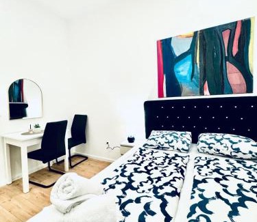 Liesing Apartment | 5BR Apartment Near Atzgersdorf Park, 11Min Walk