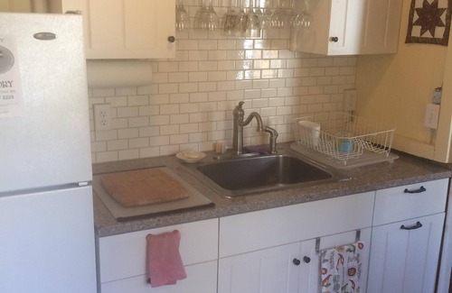 Truro Cottage | 5BR historic cottage on Pamet & Cape Cod Bay. Kayak heaven. WIFI. Washer/dryer.