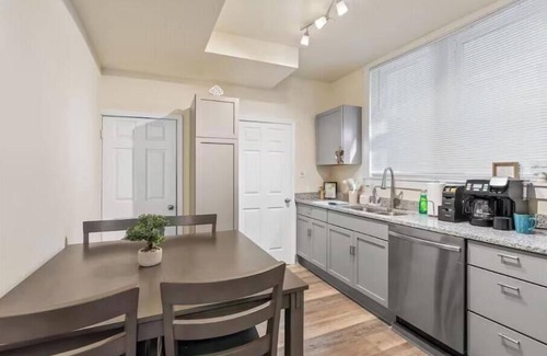 Wilmington House | 5BR Private House for long stays