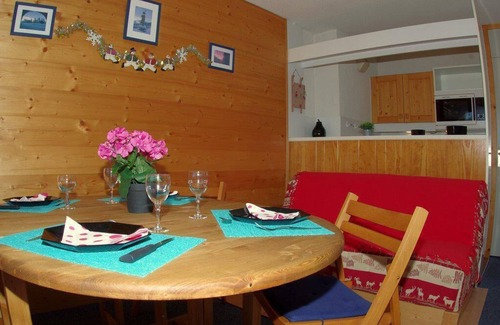 Les Avanchers-Valmorel Apartment | 5m from ski slopes, 4th floor, terrace, tv, ski locker, 24m², Valmorel