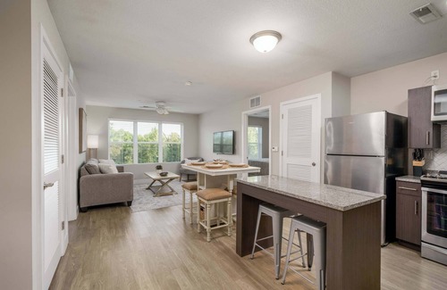 Tuscaloosa Condo | 5th Quarter at Watercress- 0.9 Miles to UA- 2 BR 2 BA- Riverfront
