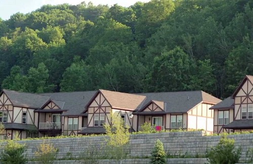 Boyne Falls Villa | 6/30/24 - 7/5/24 for July 4th holiday at Mountain Run at BOYNE 2 BR sleeps 6