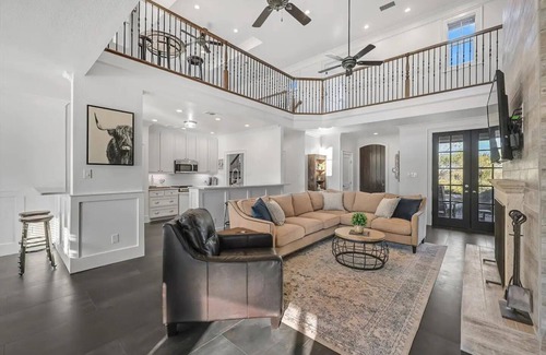 Palo Pinto County House | 6 Bed 5 Bath Retreat at Possum Kingdom Lake. Pool! Hot Tub!