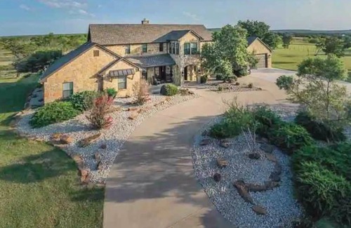 Palo Pinto County House | 6 Bed 5 Bath Retreat at Possum Kingdom Lake. Pool! Hot Tub!