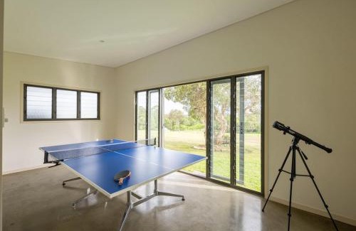 Moggill House | 6 Bed Equine Countryside Paradise at Moggill