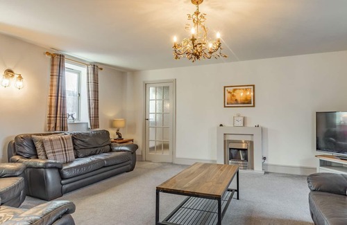 Cayton Cottage | 6 bedroom accommodation in Killerby, Cayton, near Scarborough