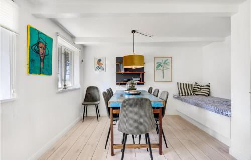 Arnager House | 6 Bedroom Cozy Home In Rønne