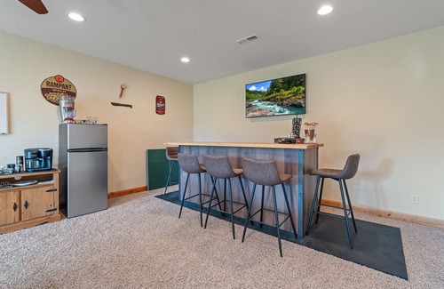 Bozeman House | 6-Bedroom Retreat just minutes from everything the Gallatin Valley has to offer!