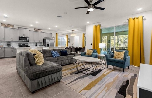 Florida Central Atlantic Coast House | 6 Bedrooms/5 Bathrooms/Solara (1889 TP)