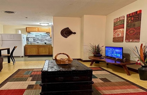 Downtown Pittsburgh Apartment | 6 Beds | Downtown Apt | Very Quick Walk Everywhere