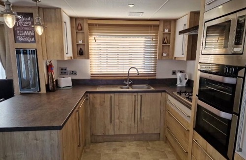 Caister-on-Sea House | 6 berth caravan with decking at Caister Haven Holiday Park ref 30032P