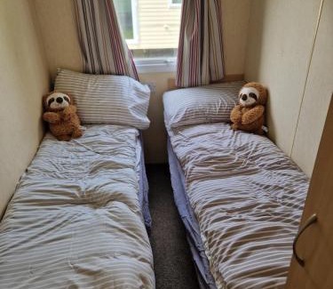 Morecambe Apartment | 6 Berth Holiday home near the beach