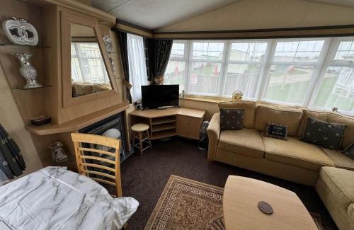 Chapel Saint Leonards Resort | 6 Berth Static Caravan, Golden Palm Resort, Chapel St Leonard's