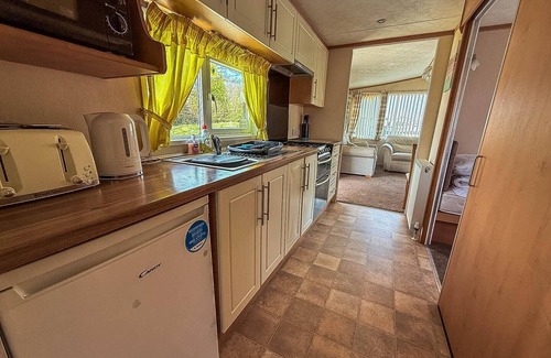 Skegness House | 6 berth, wheelchair adapted caravan at Southview Holiday Park ref 33084S