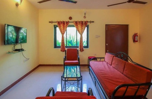 Saunta Vaddo Villa | 6 BHK Villa with 2 Pool Close to beaches & Clubs