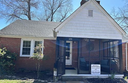 Northeast Virginia Beach Cottage | 6 Block to oceanfront and in the center of the vibe district!