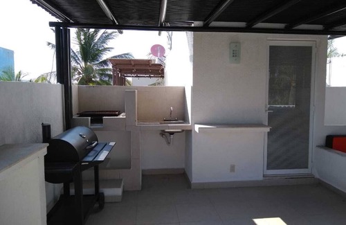 Puente del Mar House | 6 casa Icacos muy cerca de la playa con alberca y terraza para carne asada
