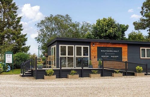 Dobwalls Cottage | 6 Faraway Fields