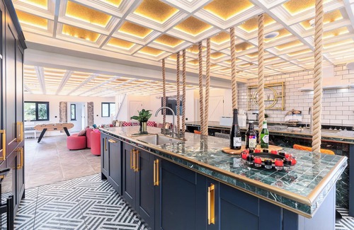 Windermere House | 6* Lake District Mountain Lodge