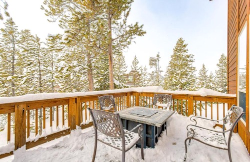 Fraser House | 6 Mi to Winter Park Resort Spacious Family Cabin