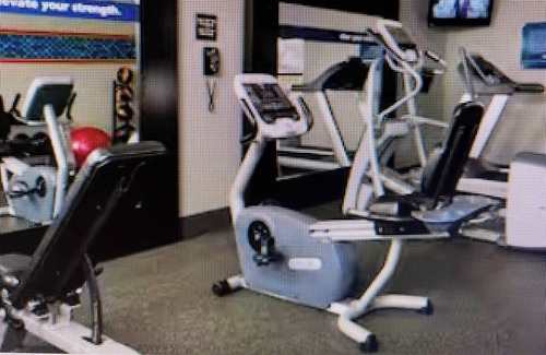 Cottondale House | 6 miles from games and events at University of Alabama, free hot breakfast