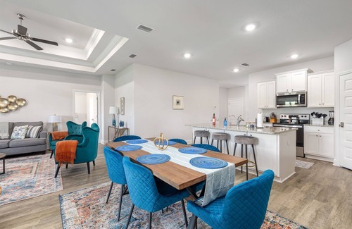 Port St. Joe House | 6 Min Walk to Beach – Pool ,BBQ, bikes& Golf Cart